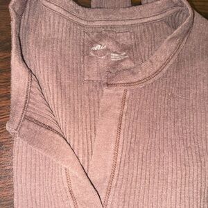 brown aerie long sleeve 🧸